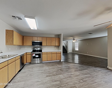 12960 N B Street - Photo Thumbnail 5