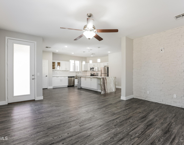 9314 W Williams Street - Photo Thumbnail 3