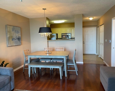 651 Okeechobee Boulevard - Photo Thumbnail 7