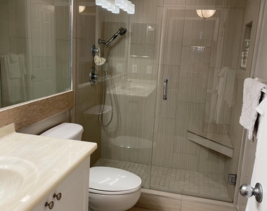 651 Okeechobee Boulevard - Photo Thumbnail 18