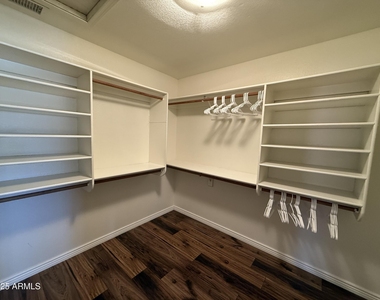 18882 N 77th Avenue - Photo Thumbnail 13