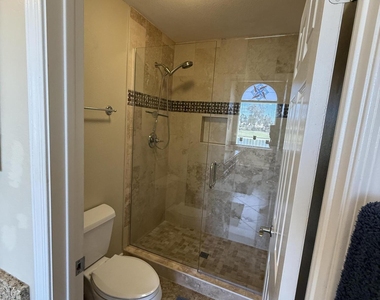 18882 N 77th Avenue - Photo Thumbnail 15