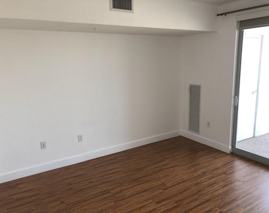 1830 Radius Drive - Photo Thumbnail 6