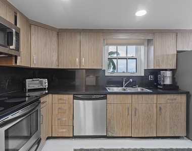 3475 S Ocean Boulevard - Photo Thumbnail 4