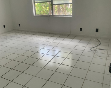 3360 Spanish Moss Terrace - Photo Thumbnail 8