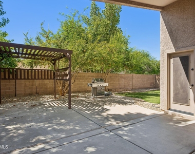 9161 W Salter Drive - Photo Thumbnail 44
