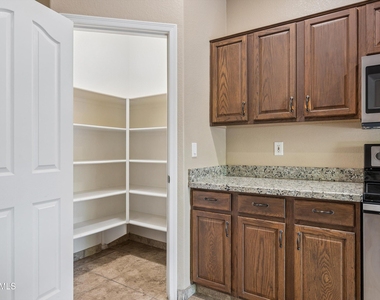 9161 W Salter Drive - Photo Thumbnail 20