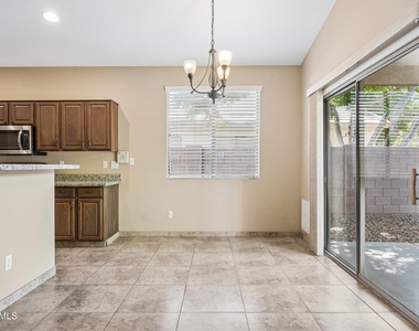 9161 W Salter Drive - Photo Thumbnail 16