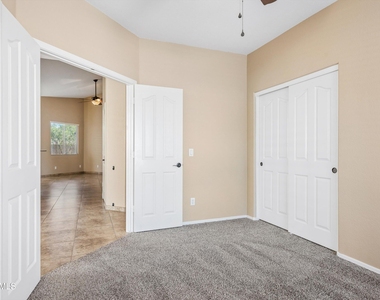 9161 W Salter Drive - Photo Thumbnail 12