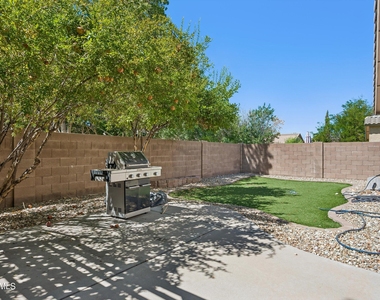 9161 W Salter Drive - Photo Thumbnail 45