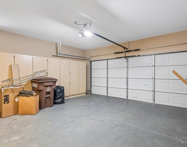 9161 W Salter Drive - Photo Thumbnail 40