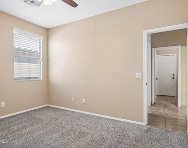 9161 W Salter Drive - Photo Thumbnail 34