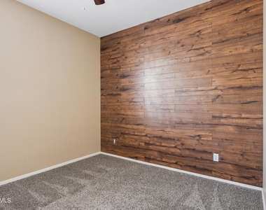 9161 W Salter Drive - Photo Thumbnail 30