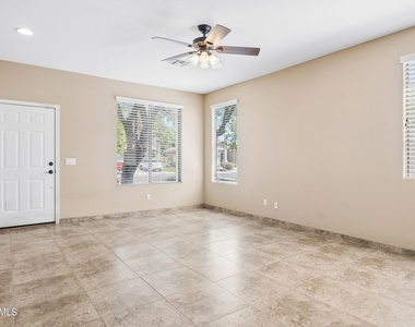 9161 W Salter Drive - Photo Thumbnail 6