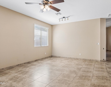 9161 W Salter Drive - Photo Thumbnail 5