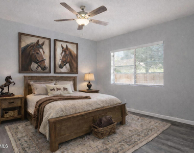 502 S Crismon Road - Photo Thumbnail 6
