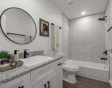 502 S Crismon Road - Photo Thumbnail 7