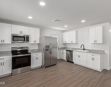 502 S Crismon Road - Photo Thumbnail 1