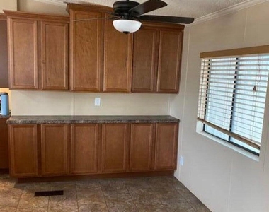 757 N Dapple Drive - Photo Thumbnail 6