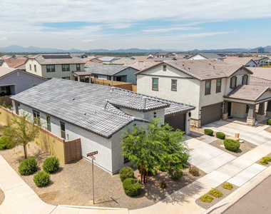 42385 W Rojo Street - Photo Thumbnail 45