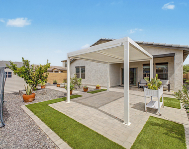 42385 W Rojo Street - Photo Thumbnail 40