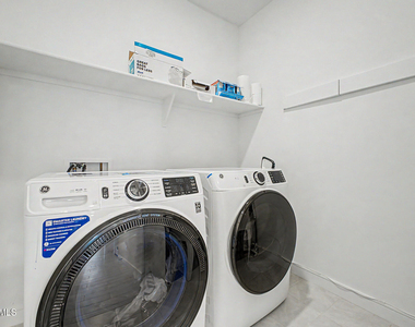 42385 W Rojo Street - Photo Thumbnail 36