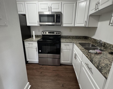 510 Lake Shore Drive - Photo Thumbnail 1