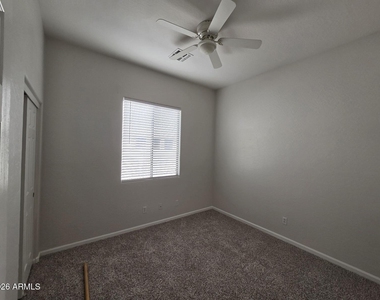 13426 W Jacobson Drive - Photo Thumbnail 16