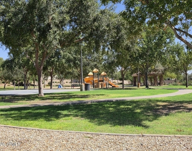 13426 W Jacobson Drive - Photo Thumbnail 29