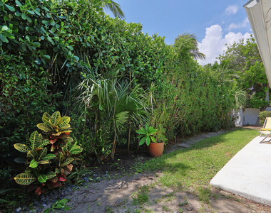 112 Sandal Lane - Photo Thumbnail 12