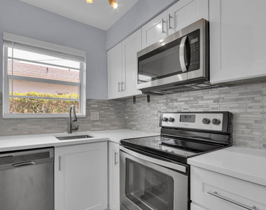 112 Sandal Lane - Photo Thumbnail 6