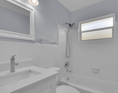 112 Sandal Lane - Photo Thumbnail 10