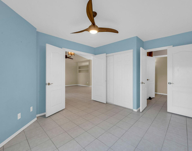 16916 E Alamosa Avenue - Photo Thumbnail 13