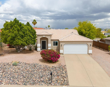 16916 E Alamosa Avenue - Photo Thumbnail 2