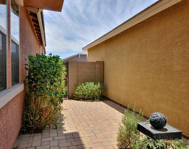4351 E Selena Drive - Photo Thumbnail 37