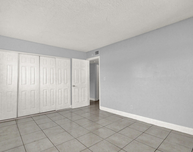 3204 Louisiana Avenue - Photo Thumbnail 12