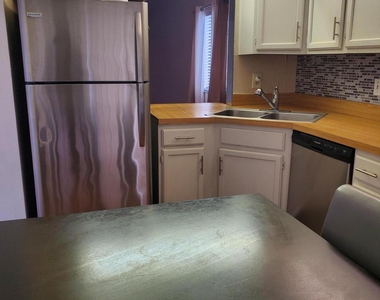2641 Gately Drive E - Photo Thumbnail 4