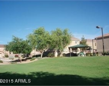9681 N 82nd Lane - Photo Thumbnail 3