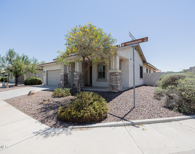 3681 E Yellowstone Place - Photo Thumbnail 2