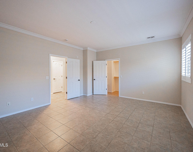 3681 E Yellowstone Place - Photo Thumbnail 20