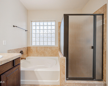 3681 E Yellowstone Place - Photo Thumbnail 14