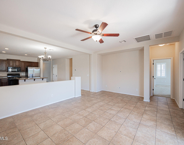 3681 E Yellowstone Place - Photo Thumbnail 7