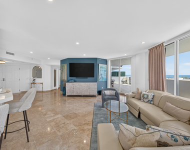 100 S Birch Road - Photo Thumbnail 40