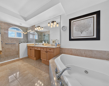 100 S Birch Road - Photo Thumbnail 22