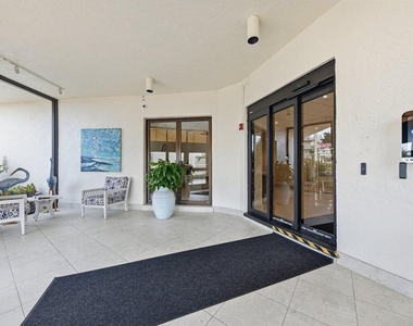 5420 N Ocean Drive - Photo Thumbnail 24