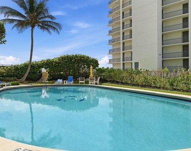 5420 N Ocean Drive - Photo Thumbnail 25