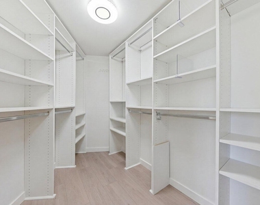 5420 N Ocean Drive - Photo Thumbnail 15