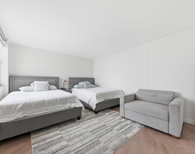 5420 N Ocean Drive - Photo Thumbnail 17
