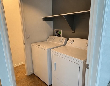 5396 W Molly Lane - Photo Thumbnail 20