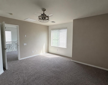 5396 W Molly Lane - Photo Thumbnail 24